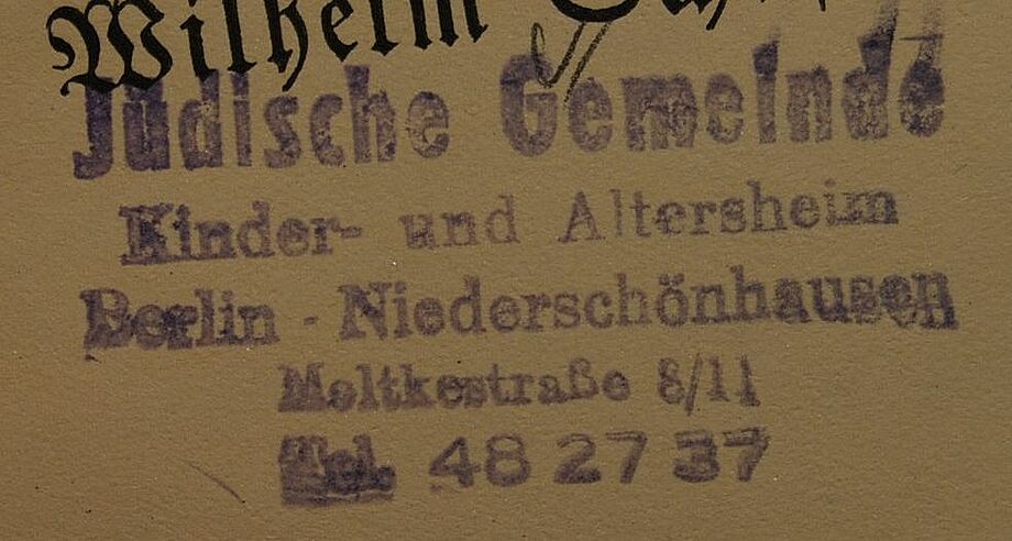 Stempel der Jüdischen Gemeinde zu Berlin. Kinder- und Altersheim Berlin-Niederschönhausen (Foto: SLUB Dresden / Deutsche Fotothek, df_prov_0008237)