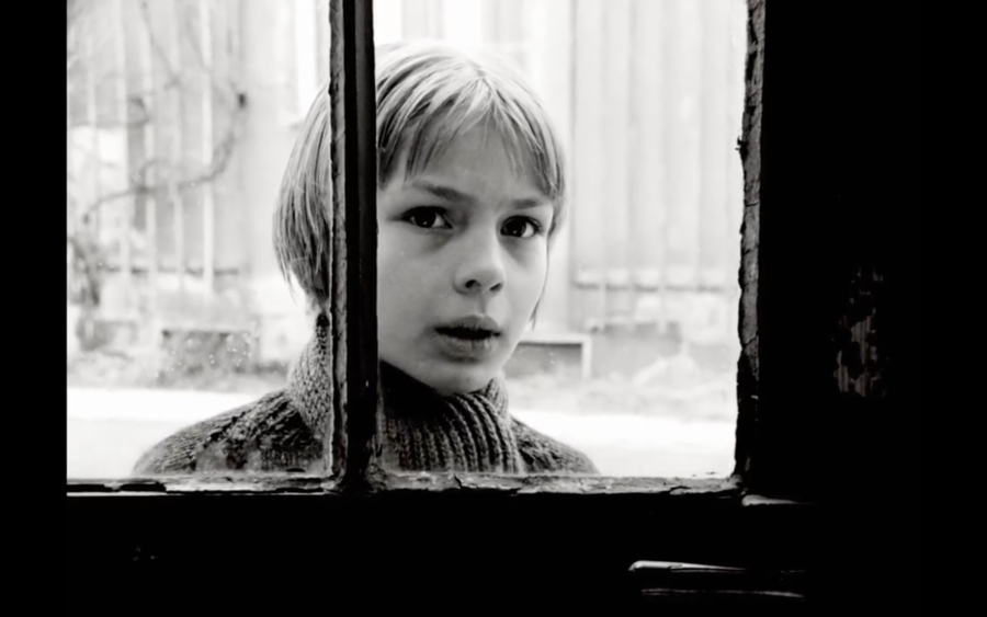 Lukas Hänel lässt im Film die Kindheitserinnerungen des Erzählers auferstehen.