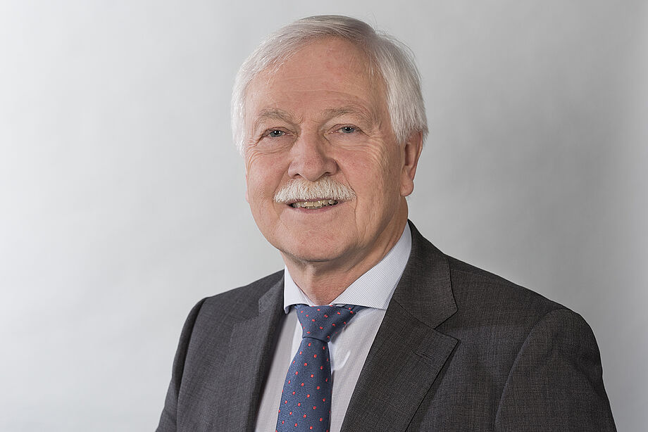 Porträt Prof. Dr. Thomas Bürger