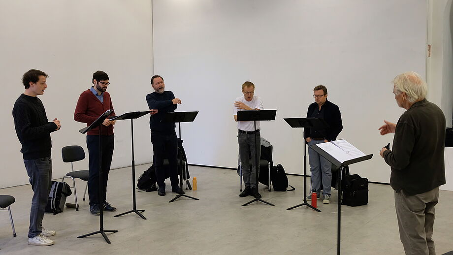 Probe des Ensemble "The Renaissance Men" unter Leitung von Manfred Cordes.