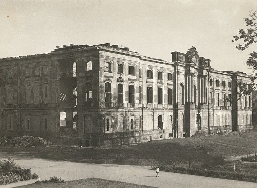 Ruine des Japanischen Palais, 1949 (c) SLUB/ Deutsche Fotothek