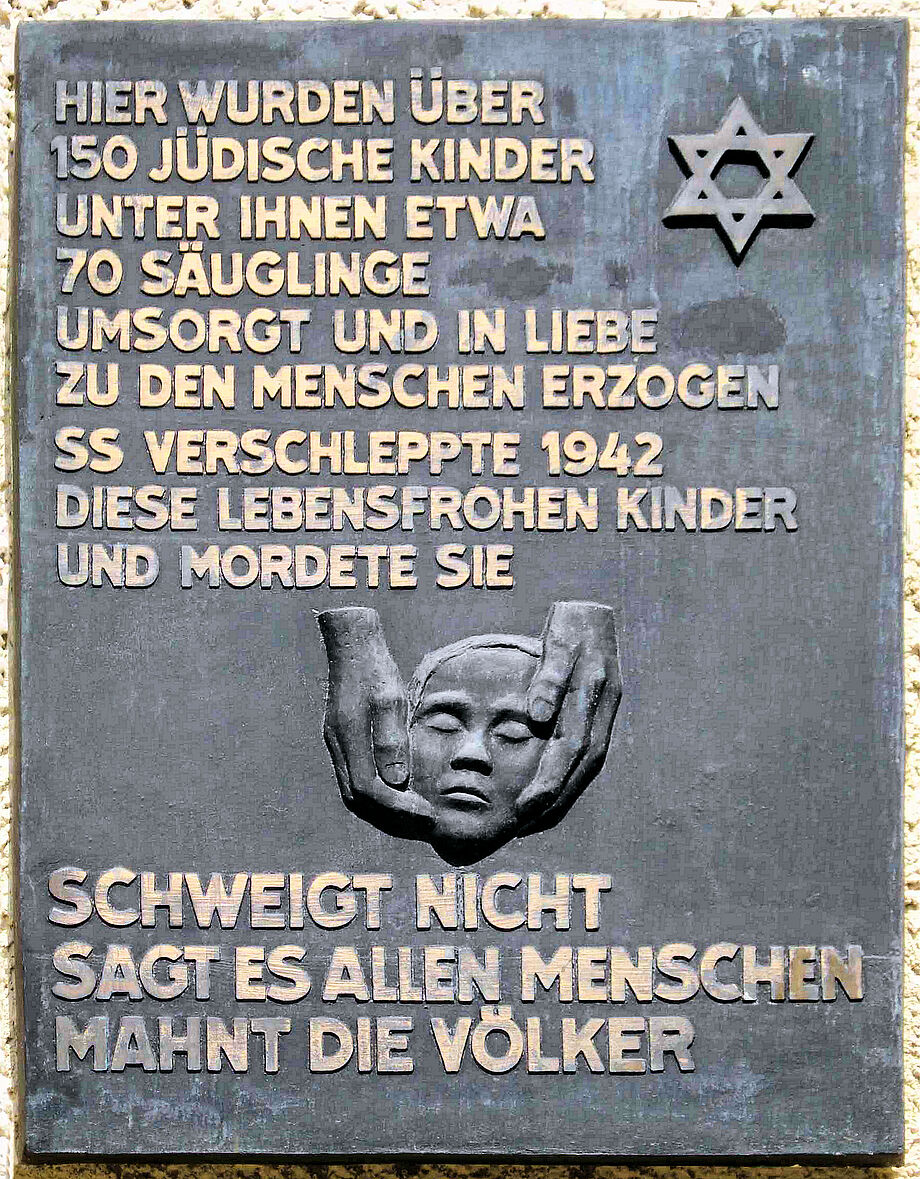 Gedenktafel Jüdisches Säuglings- und Kleinkinderheim (Foto: OTFW, CC BY-SA 3.0)